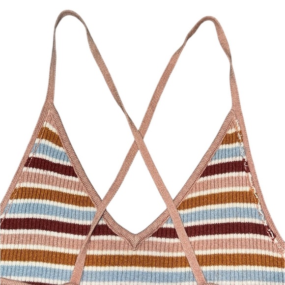 Kendall and Kylie Women’s Multicolor Striped Crossback Top - Picture 4 of 7